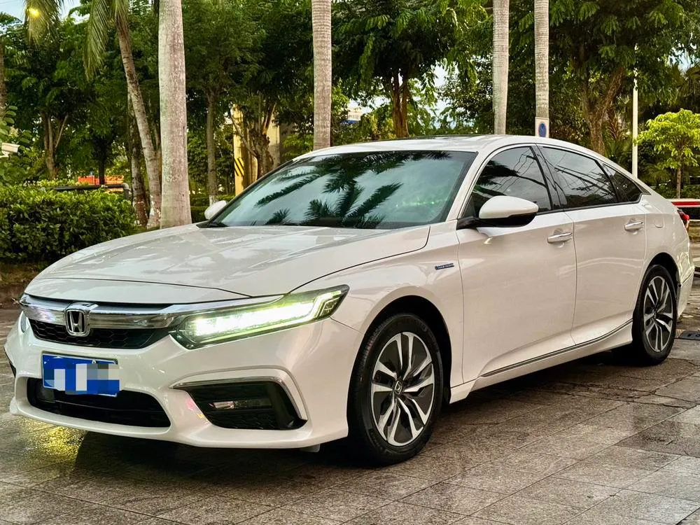 Honda Inspire Sharp · Hybrid 2.0L Edition CN6, 2019 — фото 1