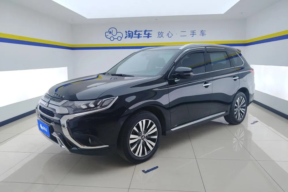 Mitsubishi Outlander, 2021