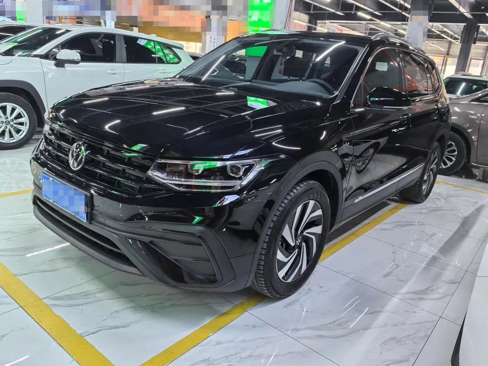 Volkswagen Tiguan L Model 300TSI 2WD Edition, 2024 — фото 1