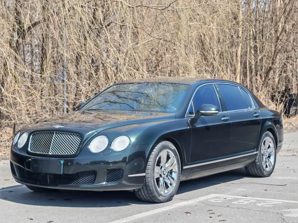 Bentley Flying Spur, 2012