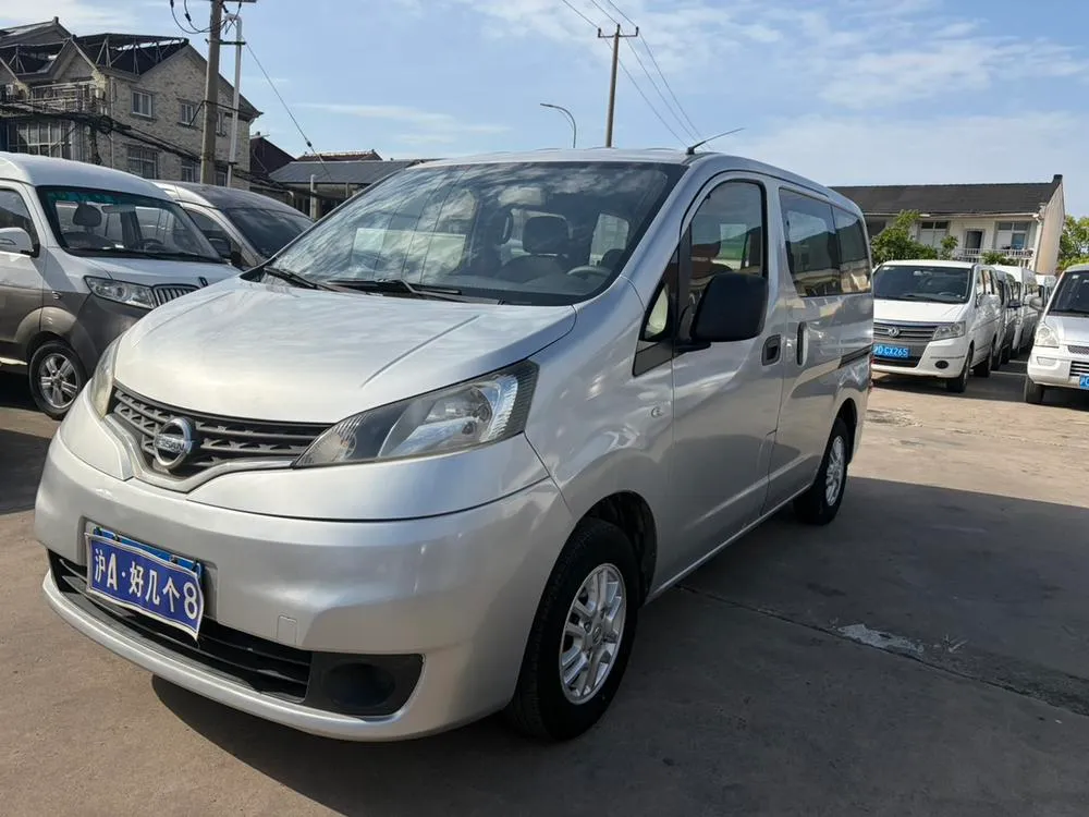 Nissan NV200, 2012