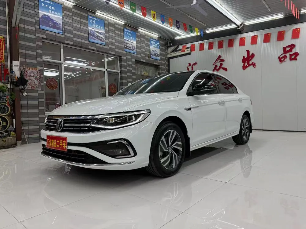 Volkswagen Bora 200TSI DSG PRO Edition, 2023 — фото 1