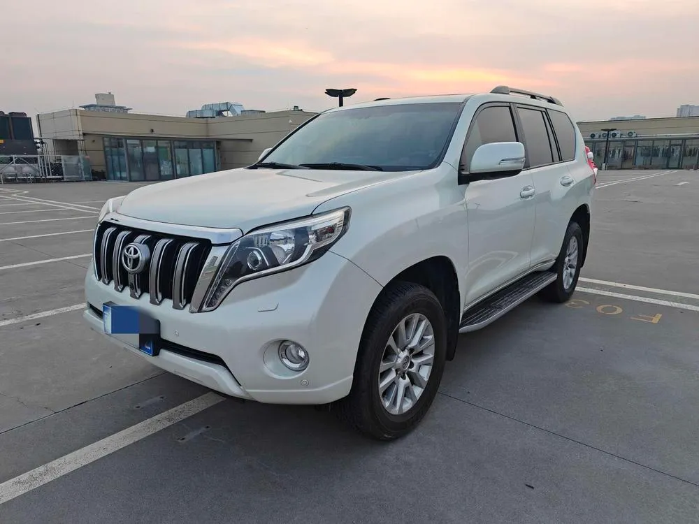 Toyota Prado 3.5L Auto VX NAVI, 2016 — фото 1