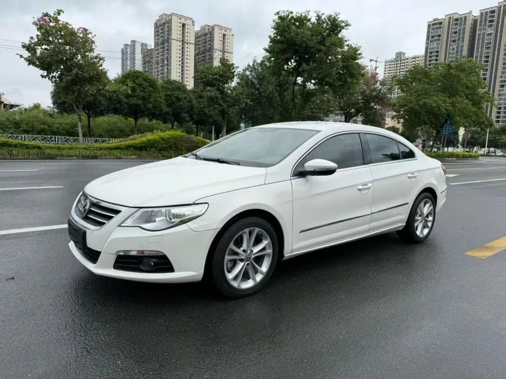 Volkswagen CC 1.8TSI Premium Version, 2012 — фото 1
