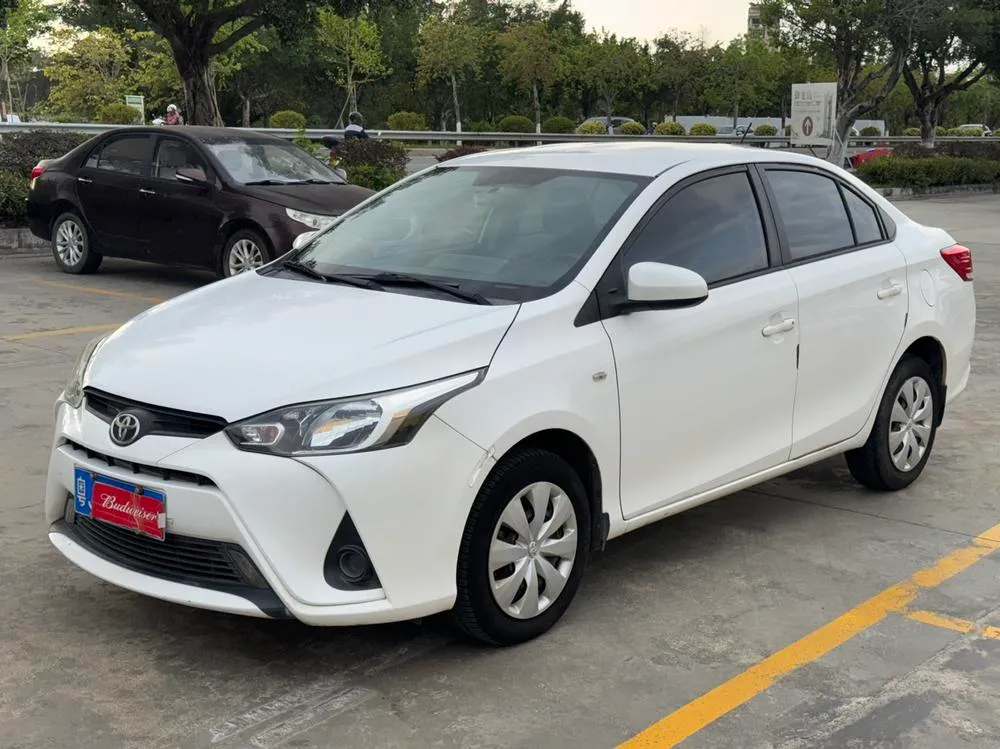 Toyota Yaris L Sedan 1.5E CVT Edition, 2017 — фото 1