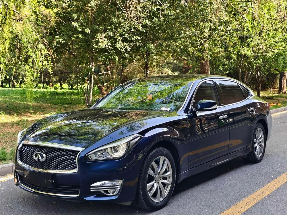 Infiniti Q70, 2019