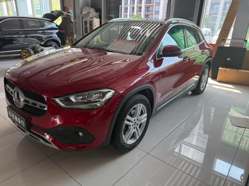 Mercedes-Benz GLA, 2020