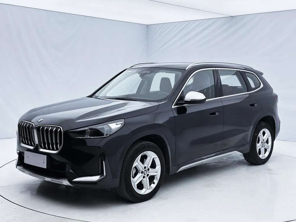 BMW X1 sDrive20Li X, 2023 — фото 1