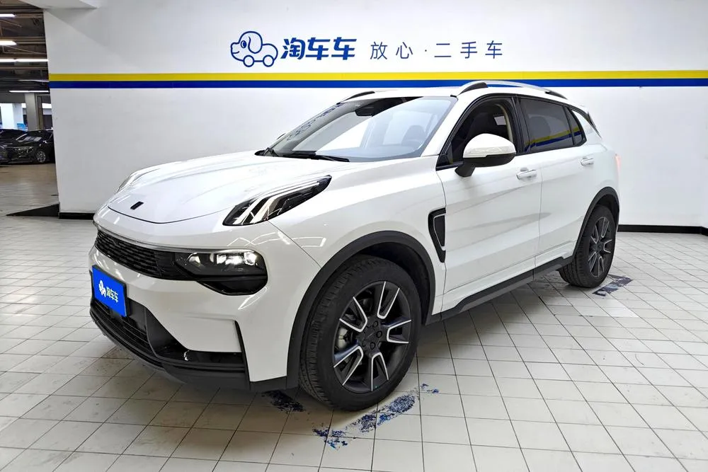 Lynk & Co 01 2.0TD 2WD Version Pro, 2023 — фото 1