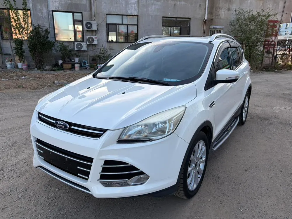 Ford Kuga 1.5L GTDi 2WD Style Version, 2015 — фото 1