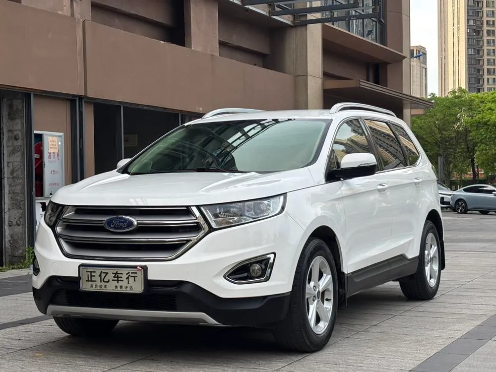 Ford Edge EcoBoost 245 2WD Sharp Version 5 Seater, 2016 — фото 1