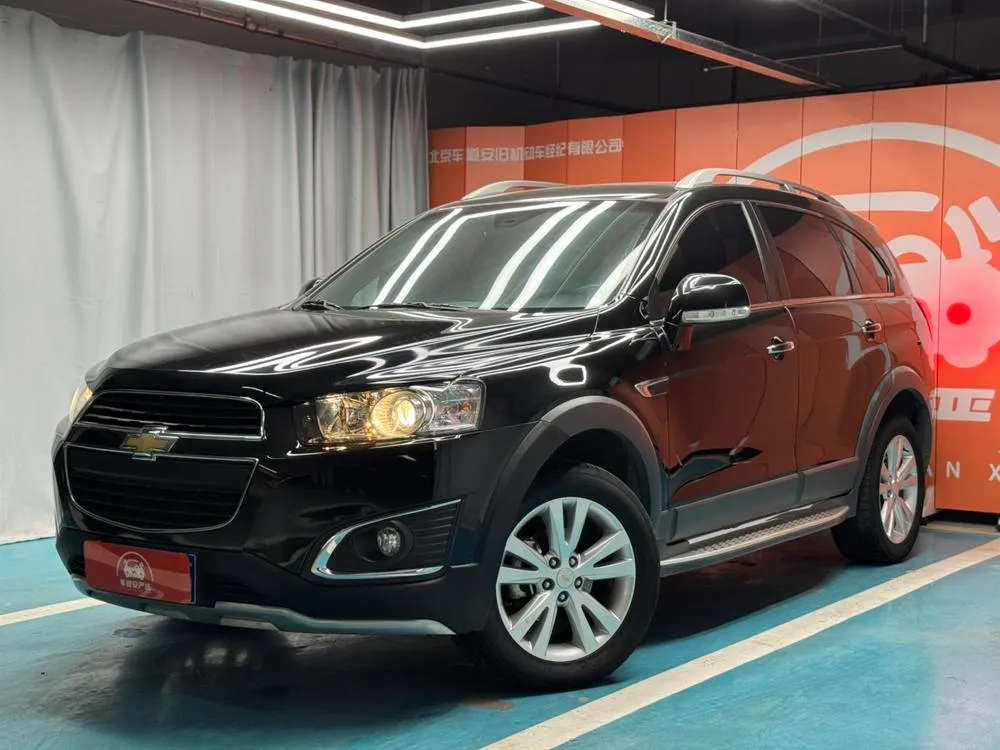Chevrolet Captiva 2.4L 4WD Flagship Edition 7 Seater, 2017 — фото 1