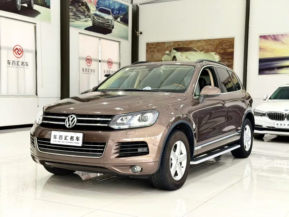 Volkswagen Touareg 3.0TSI Comfort Version, 2015 — фото 1
