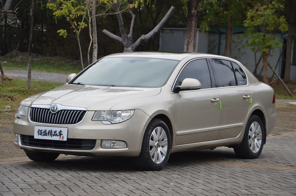 Skoda Superb, 2012