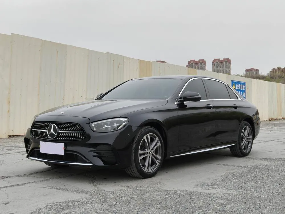 Mercedes-Benz E-Class, 2022