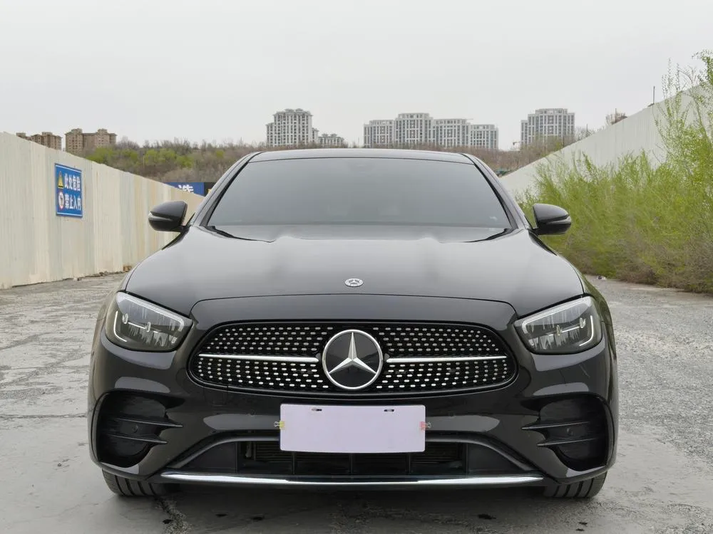 Mercedes-Benz E-Class, 2022