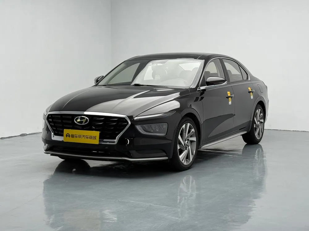 Hyundai Mistra 1.8L MPi CVT Premium Edition LUX, 2021 — фото 1