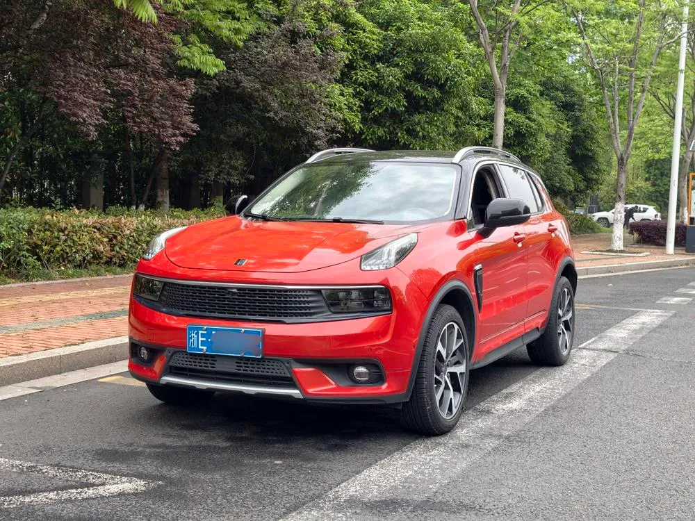 Lynk & Co 01 2.0T полный привод Pro версия нормы China V, 2019 — фото 1