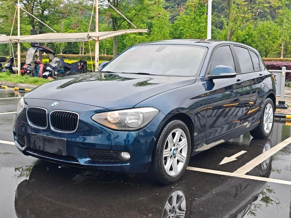 BMW 1-Series (Import) Facelift 116i Leading Version, 2013 — фото 1