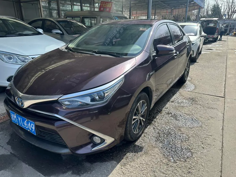 Toyota Levin Dual Engine 1.8H GS CVT Elite Sunroof Edition, 2016 — фото 1