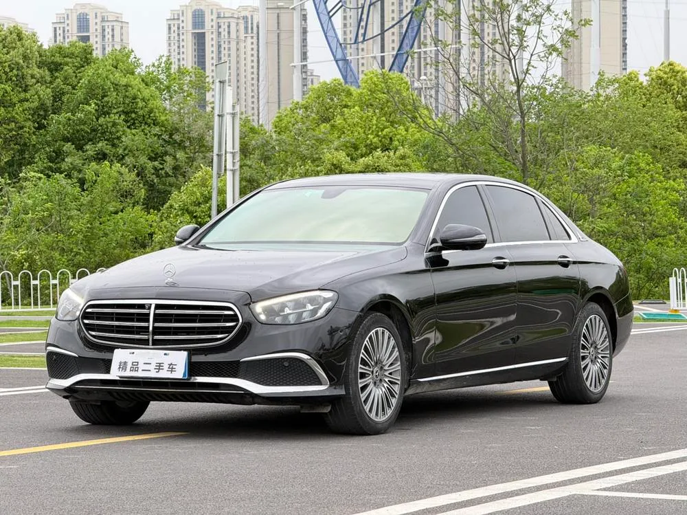 Mercedes-Benz E-Class, 2022