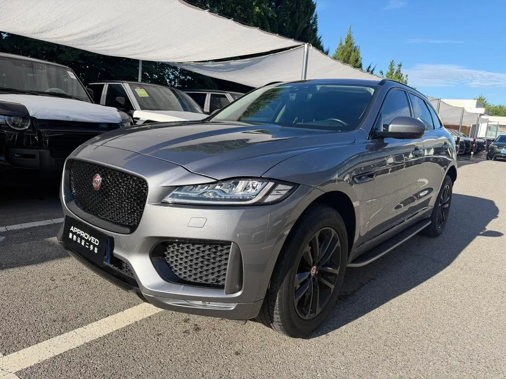 Jaguar F-PACE, 2020