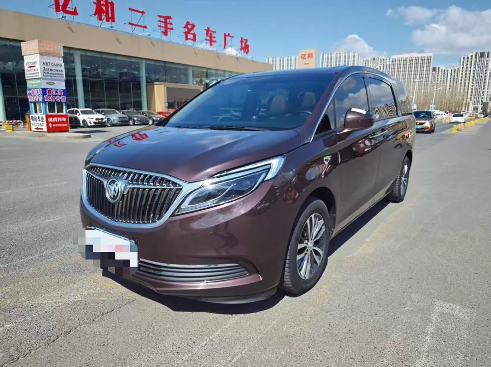 Buick GL8, 2018