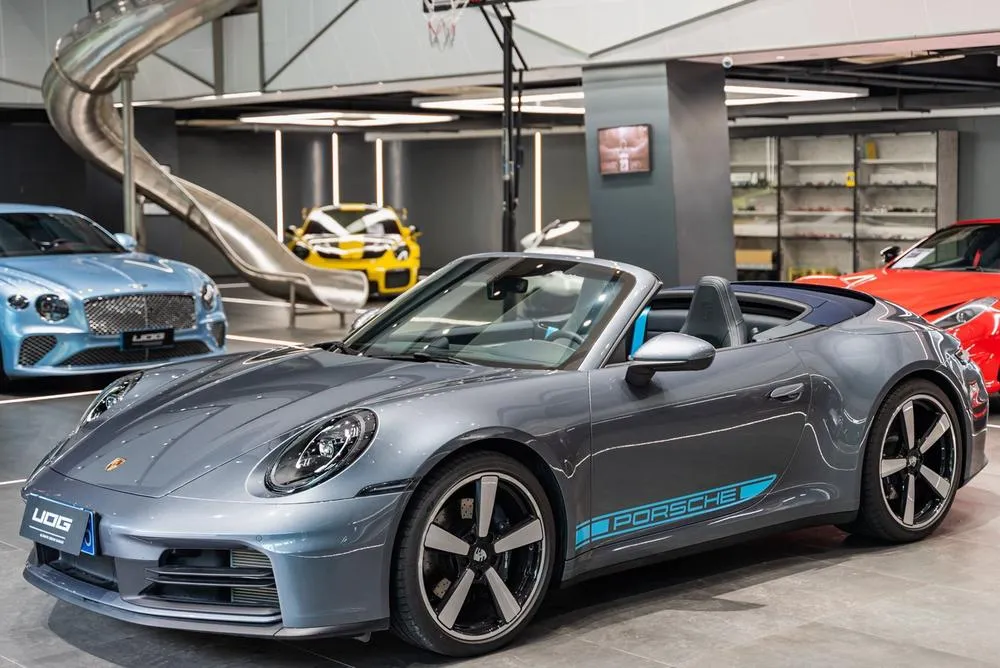 Porsche 911 Carrera Cabriolet 3.0T, 2025 — фото 1