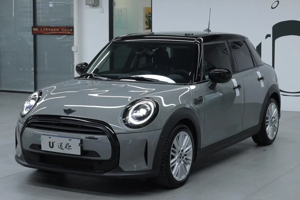 MINI MINI, 2022