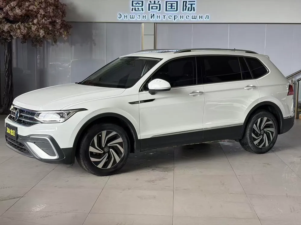 Volkswagen Tiguan L, 2023