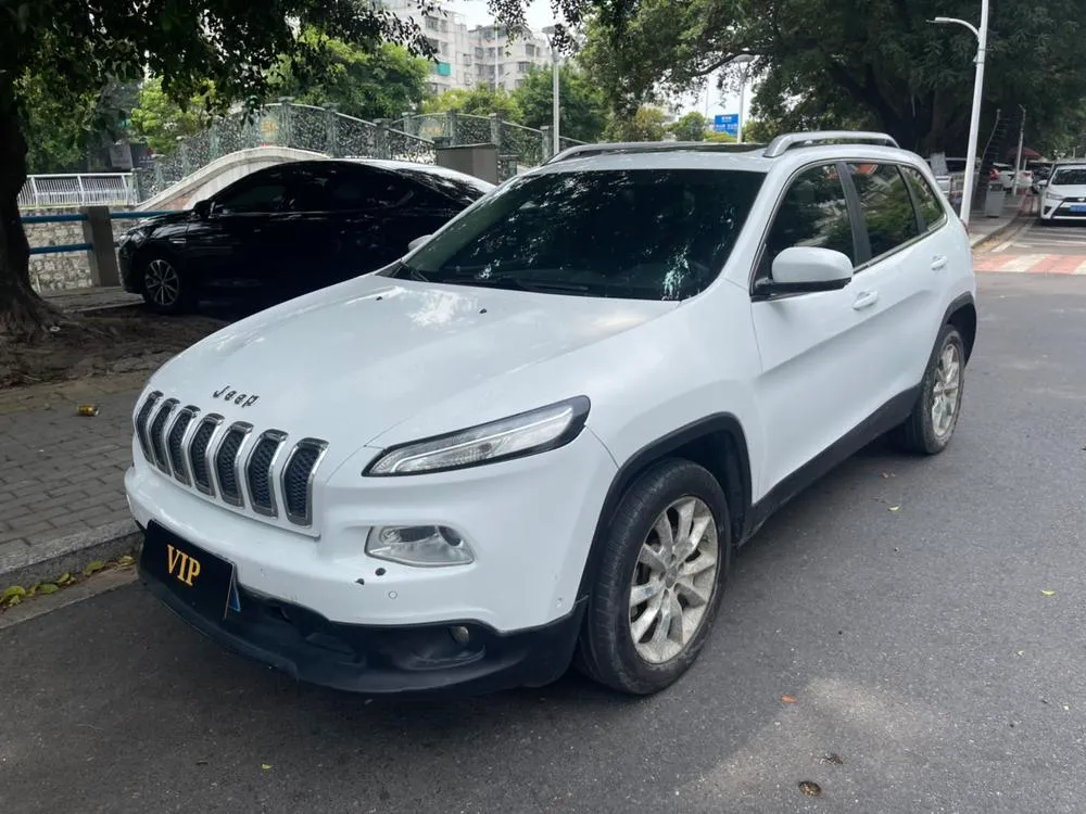 Jeep Cherokee (Import), 2014