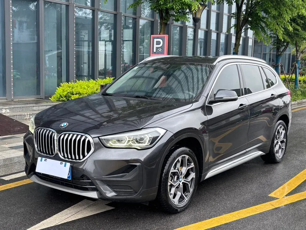 BMW X1 sDrive25Li Leading Version, 2021 — фото 1