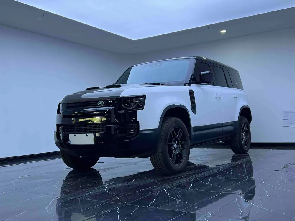Land Rover Defender, 2020