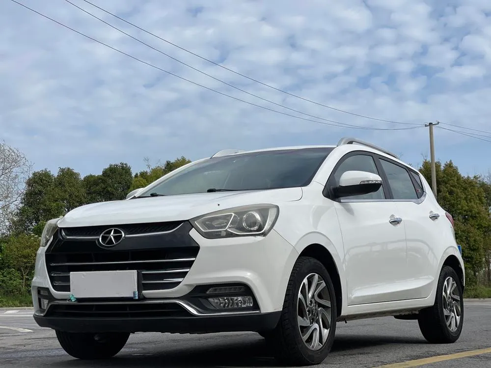 JAC Group Refine S2, 2015