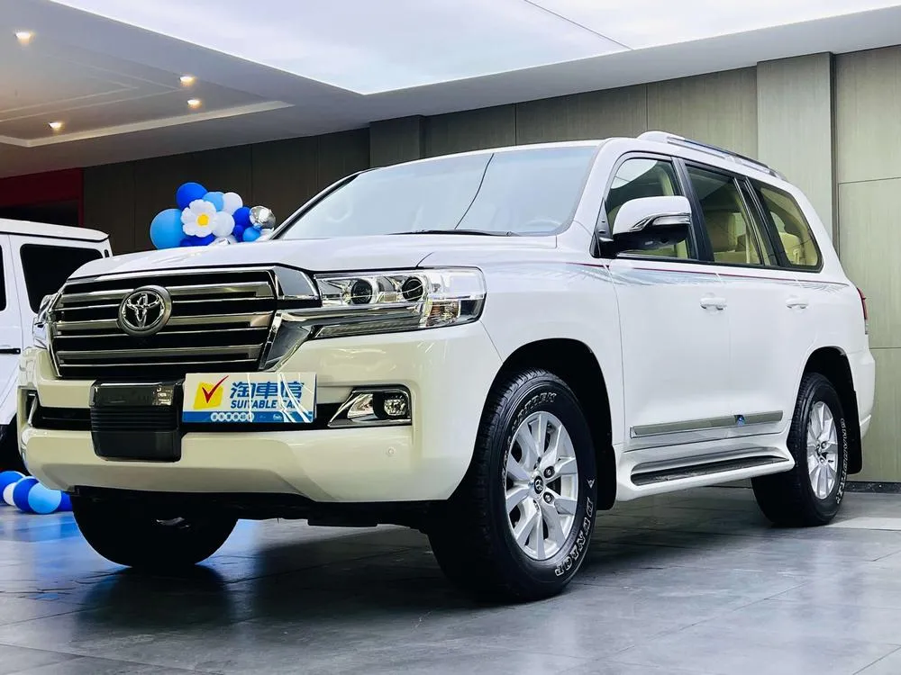 Toyota Land Cruiser (Import), 2017