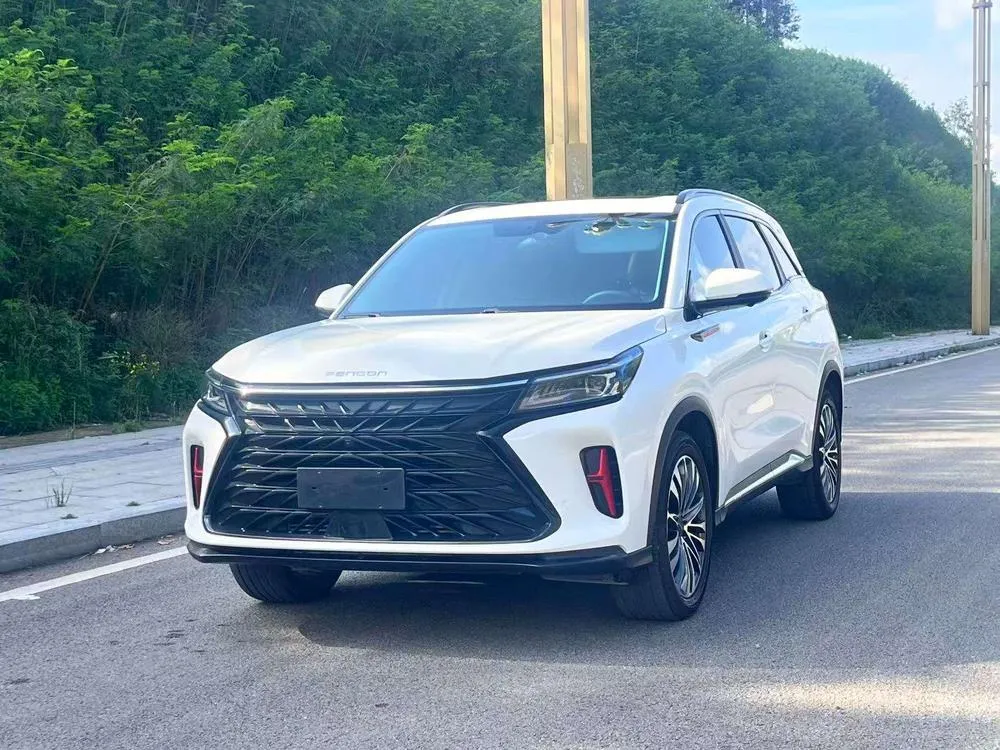 Dongfeng Fengguang Fengon 580 1.5T Auto Refined Version, 2022 — фото 1