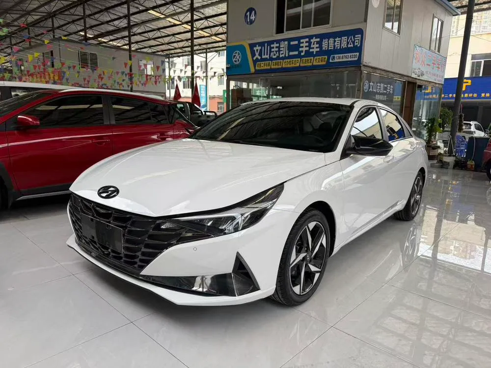 Hyundai Elantra, 2021