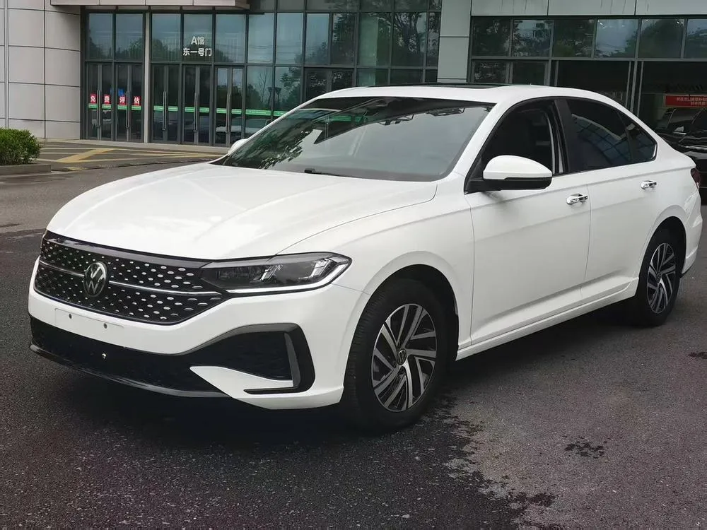 Volkswagen Lavida, 2024