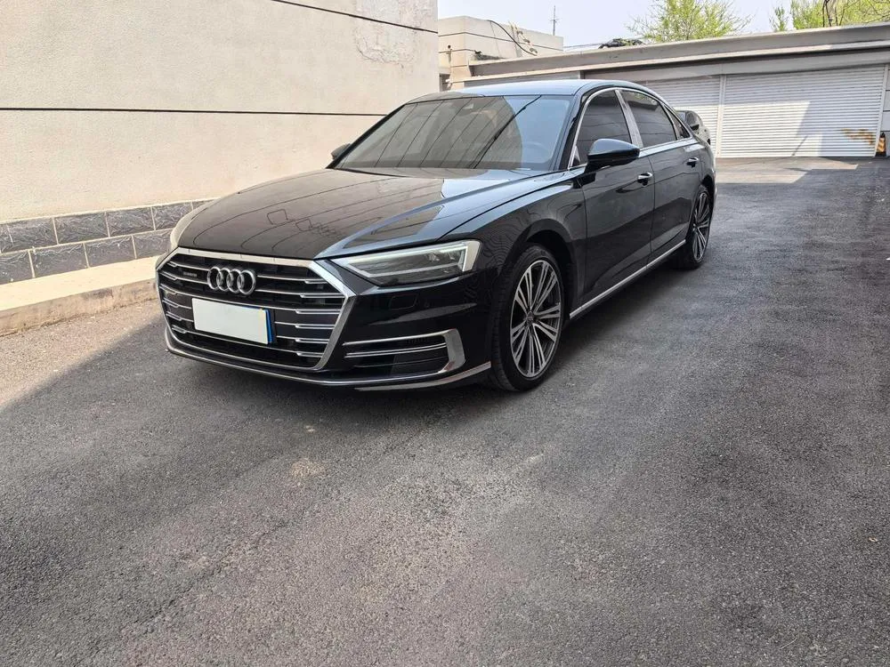 Audi A8 A8L 55 TFSI quattro Edition Elite Version, 2018 — фото 1