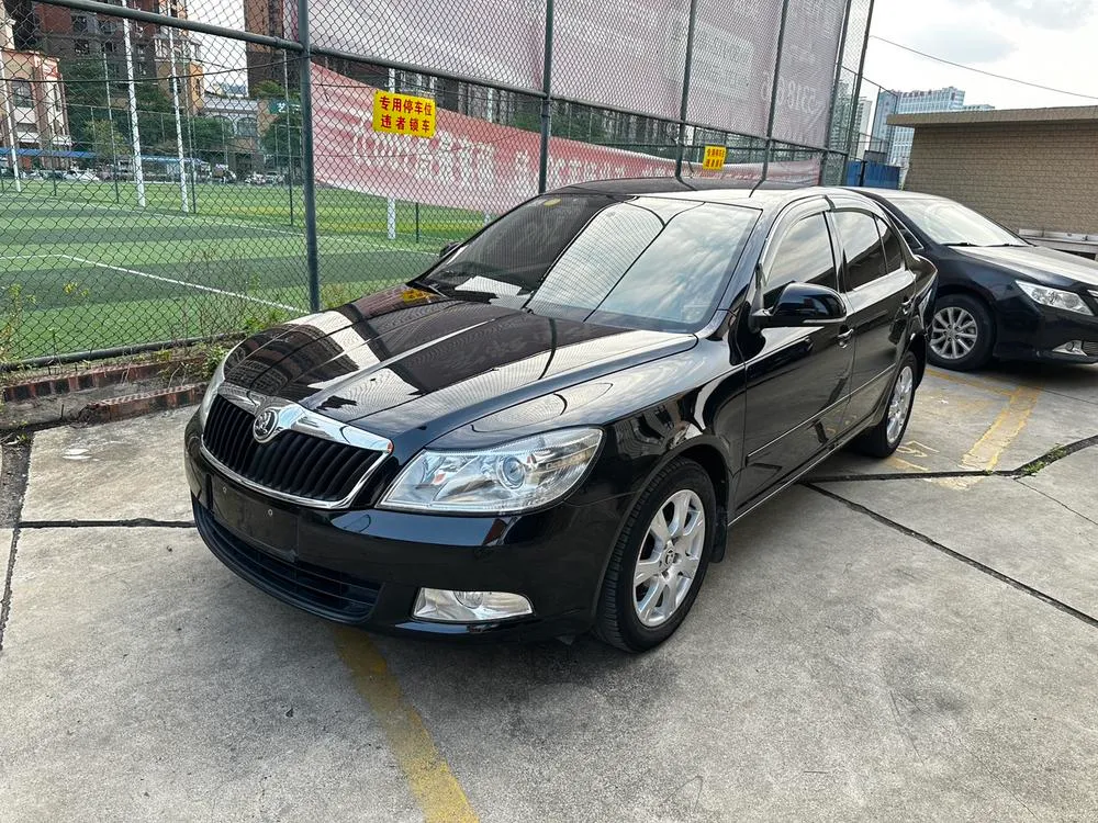Skoda Octavia 1.4TSI DSG Elite Edition, 2014 — фото 1