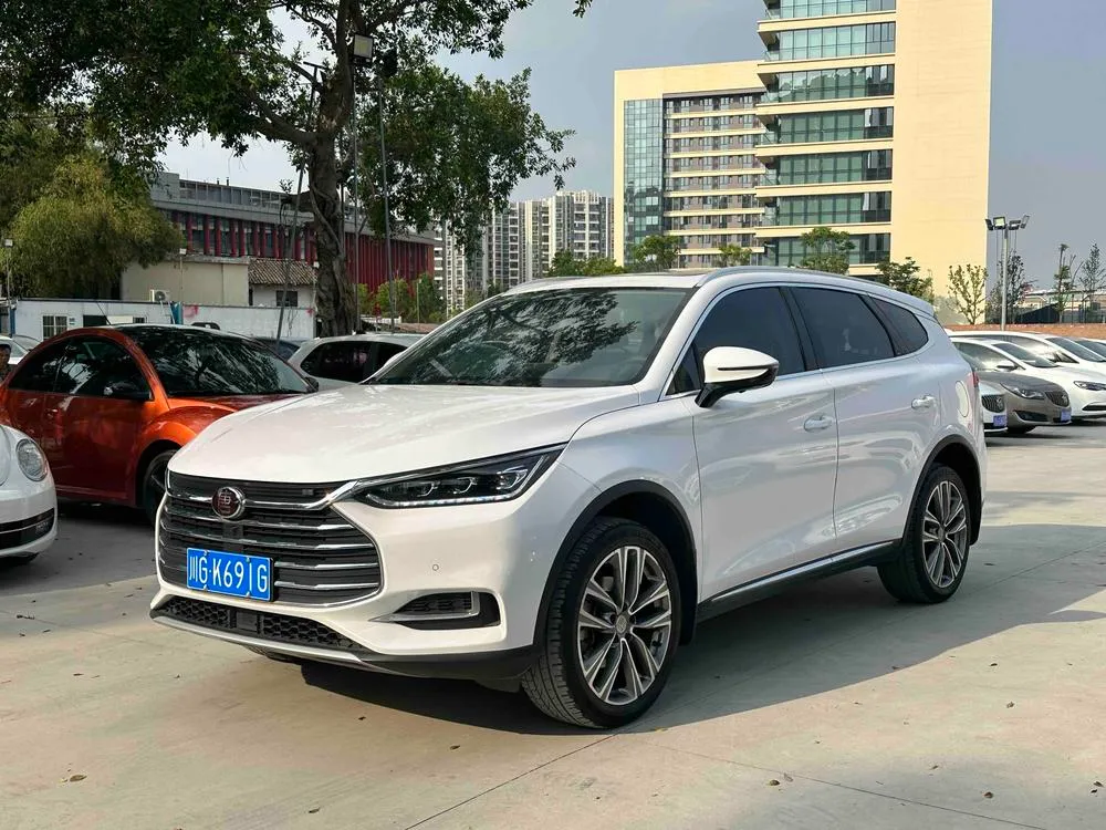 BYD Tang 2.0T Auto Smart Connected Premium Version 7 Seater CN6, 2019 — фото 1