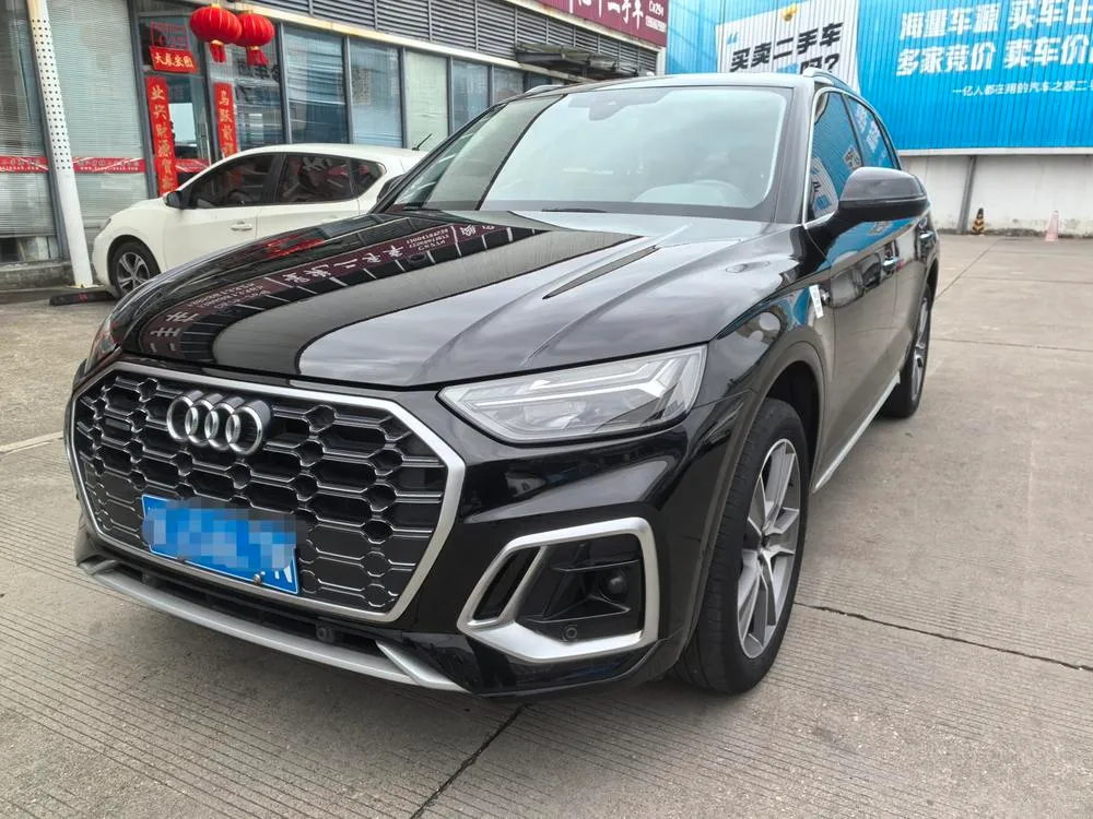 Audi Q5L 45T Luxury Version, 2022 — фото 1