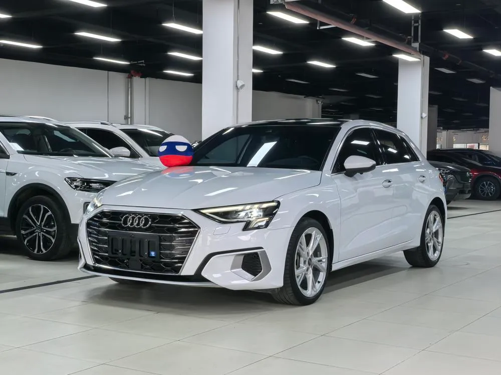 Audi A3 Sportback 35 TFSI Fashion Sport Version, 2022 — фото 1