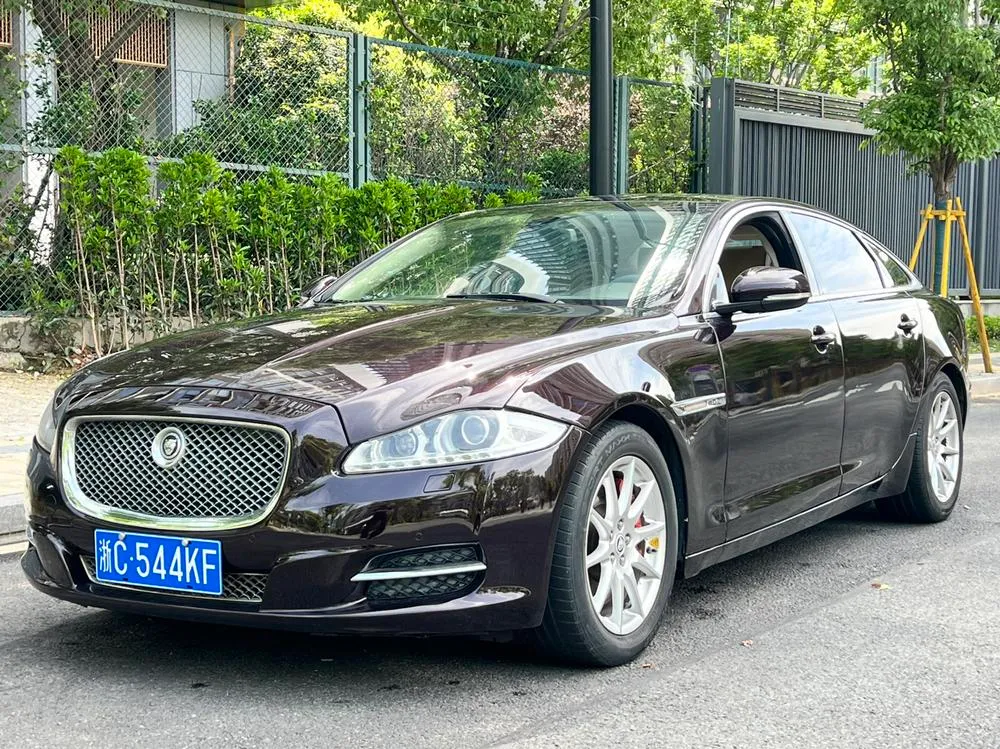 Jaguar XJ XJL 3.0 Panoramic Business Edition, 2011 — фото 1