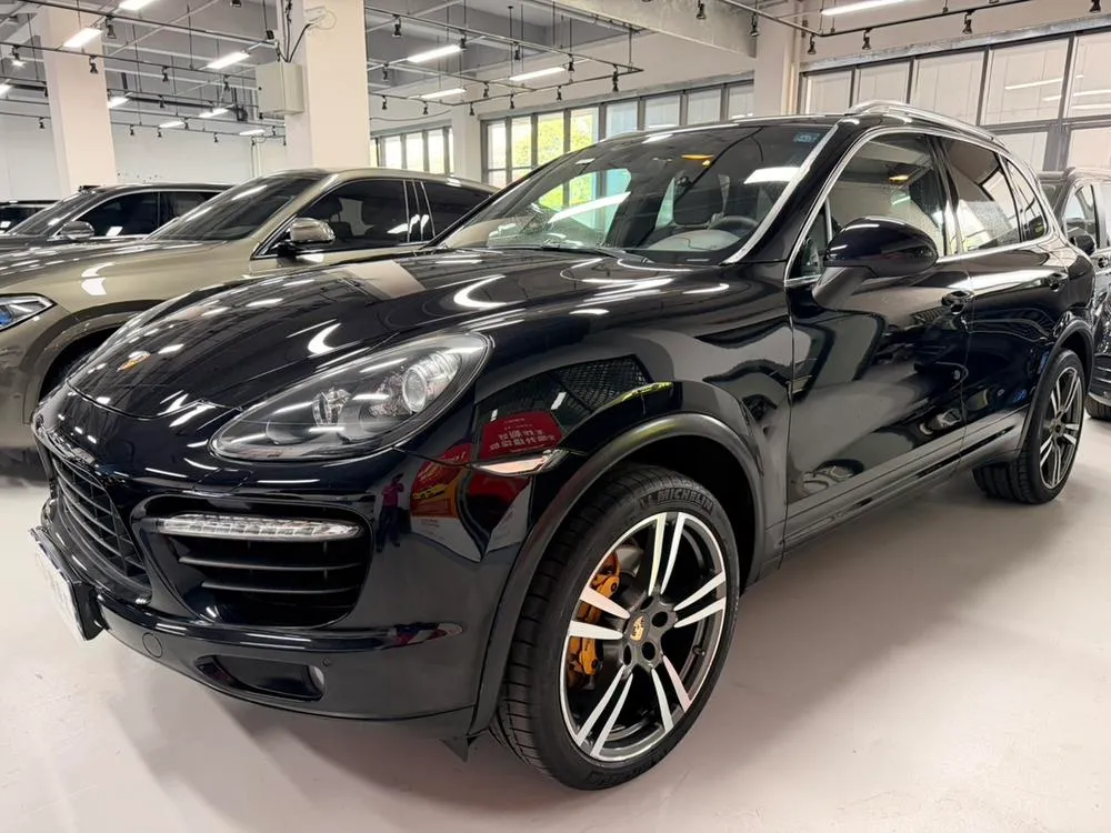 Porsche Cayenne Cayenne Platinum Edition 3.0T, 2014 — фото 1