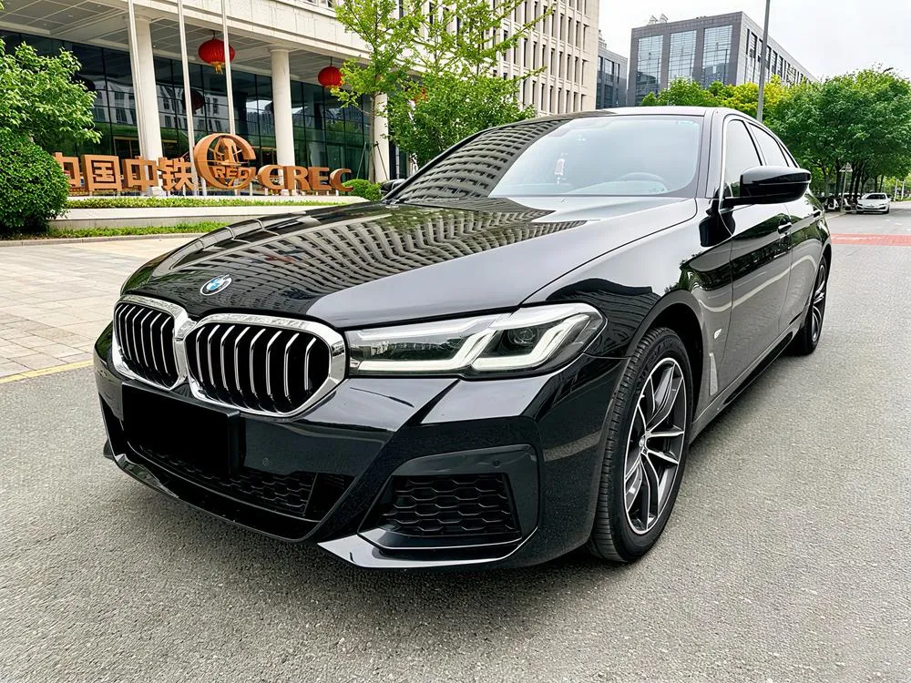 BMW 5-Series, 2021
