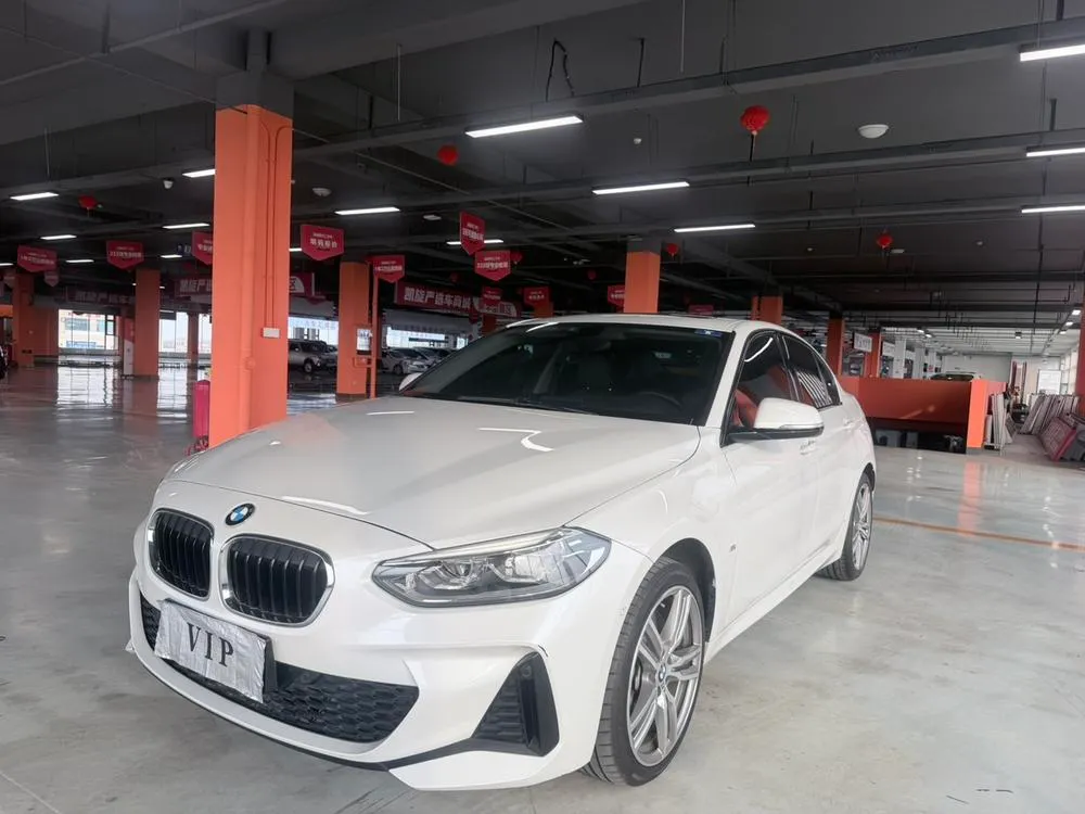 BMW 1-Series 125i Leading Version M Sport, 2020 — фото 1