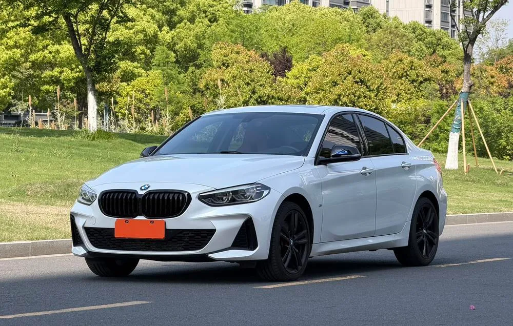 BMW 1-Series, 2021