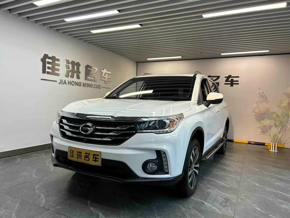 GAC Trumpchi Trumpchi GS4 235T Auto 2WD Luxury Smart Connected Edition, 2017 — фото 1