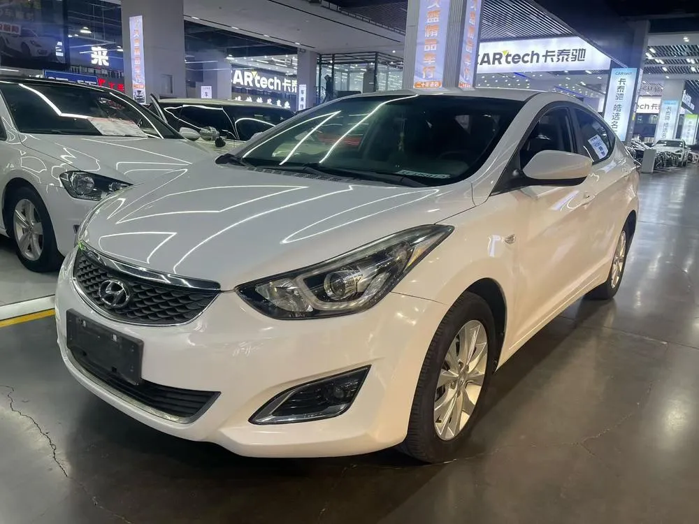 Hyundai Elantra Langdong 1.6L Auto Smart Version, 2016 — фото 1
